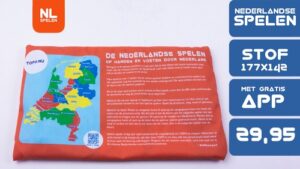Speelkleed GeoRockers Nederlandse Spelen in Verpakking. Overlappende tekst: Europese Spelen, Stof, 177 cm bij 142 cm, Gratis App, prijs 29,95.
